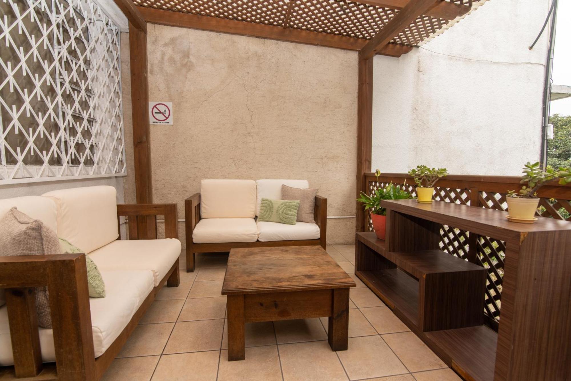 In & Out Hotel (Adults Only) Guatemala City Екстер'єр фото