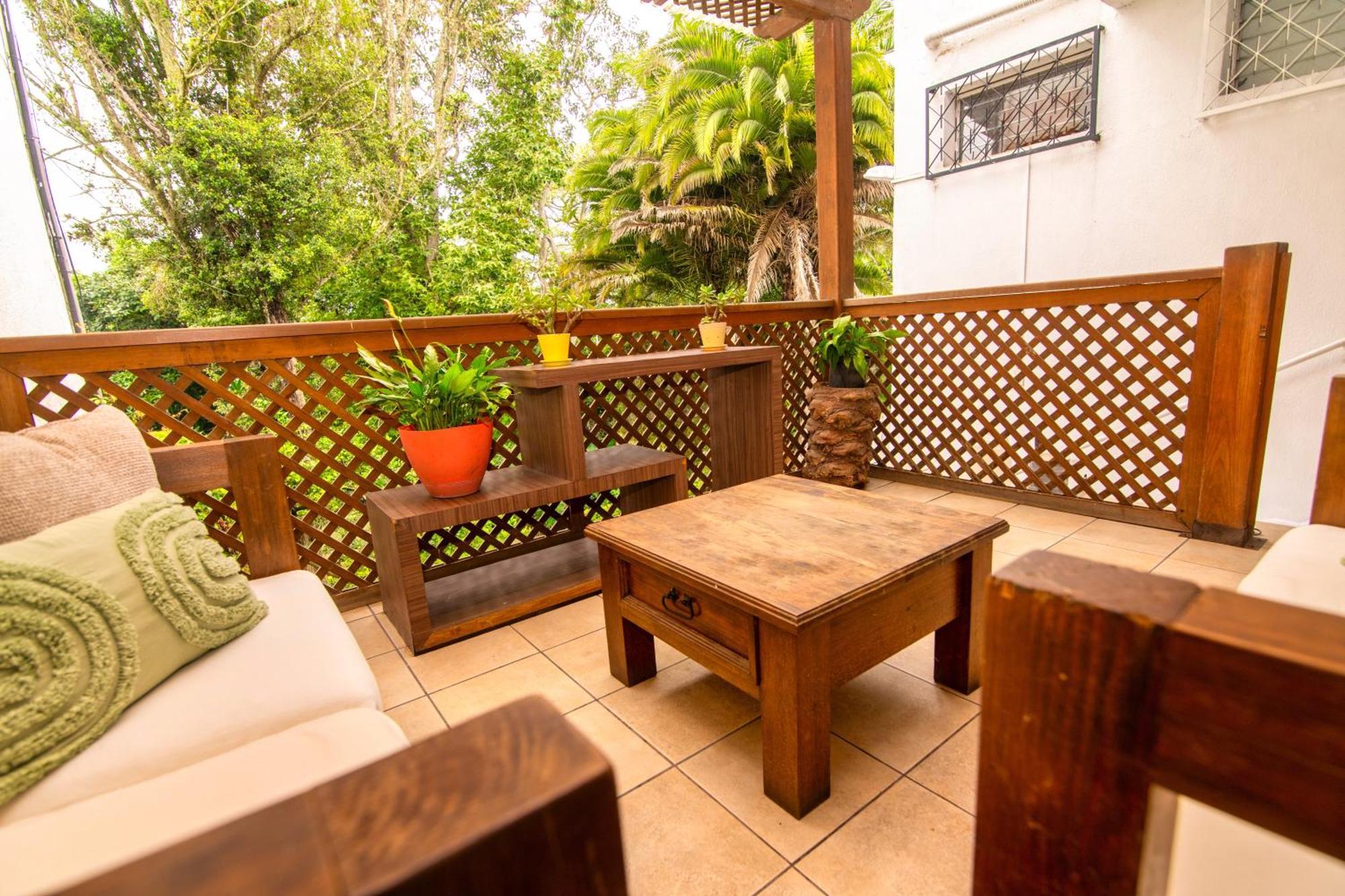 In & Out Hotel (Adults Only) Guatemala City Екстер'єр фото