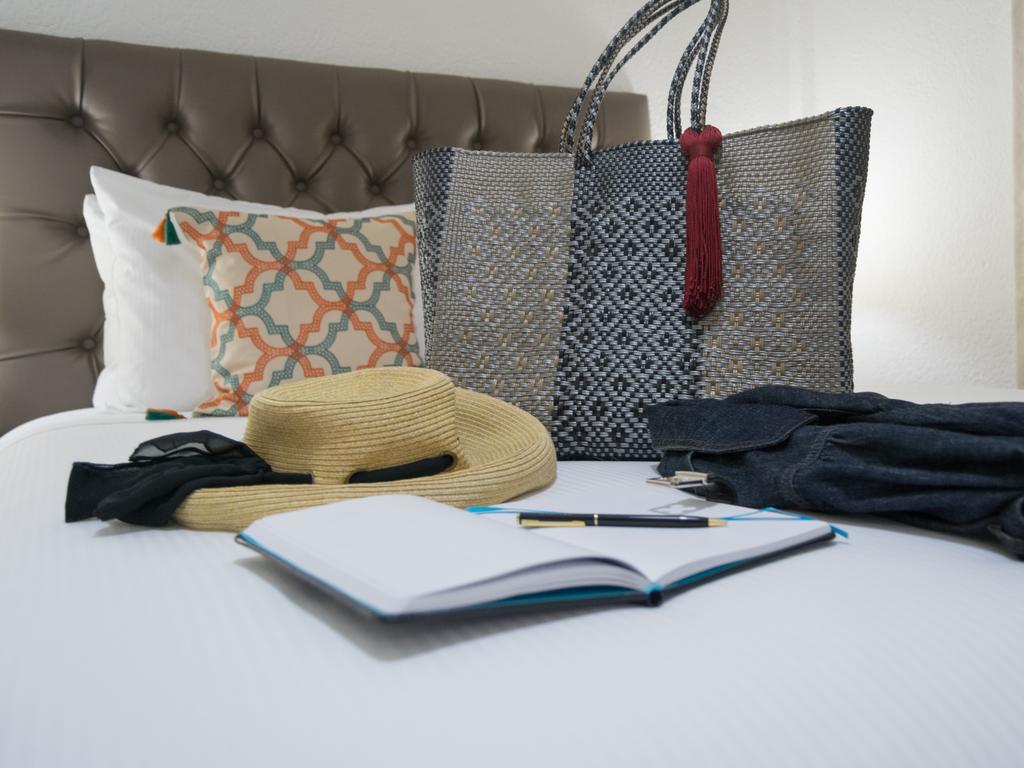 In & Out Hotel (Adults Only) Guatemala City Екстер'єр фото